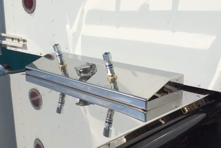 Air line box, truck hookup, deck plate 12 Ga. Customs